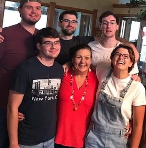 Meet your Posher, Teresa